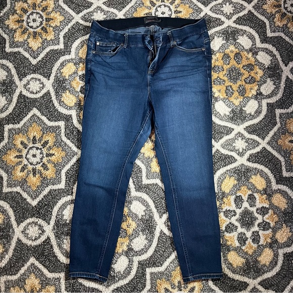 Women’s Torrid Bombshell Skinny High Rise Jeans 18S - Picture 3 of 5